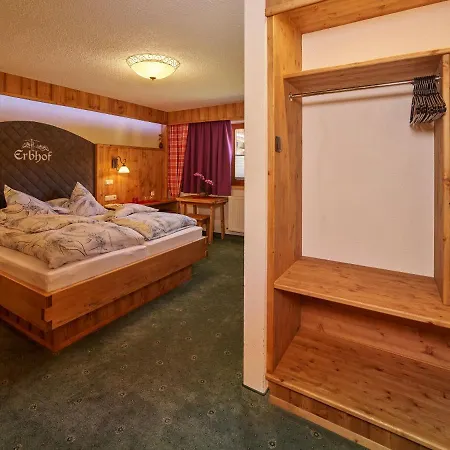 Haus Erbhof 3* Sölden