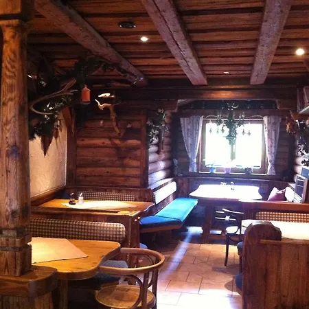 Penzion Haus Erbhof 3*