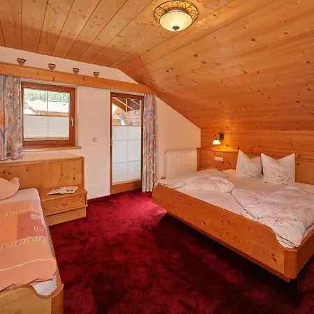 Haus Erbhof Guest house